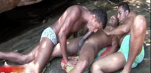  Super hot latin gay threesome porn gays